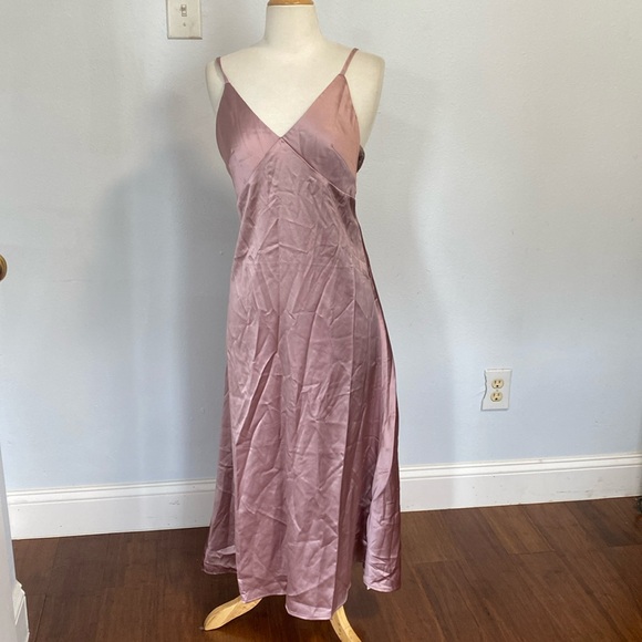 Cammense Y2k Babydoll Lilac Satin‎ V-Neck Slip Midi Straps Flatter Dress Size XS - Picture 1 of 12